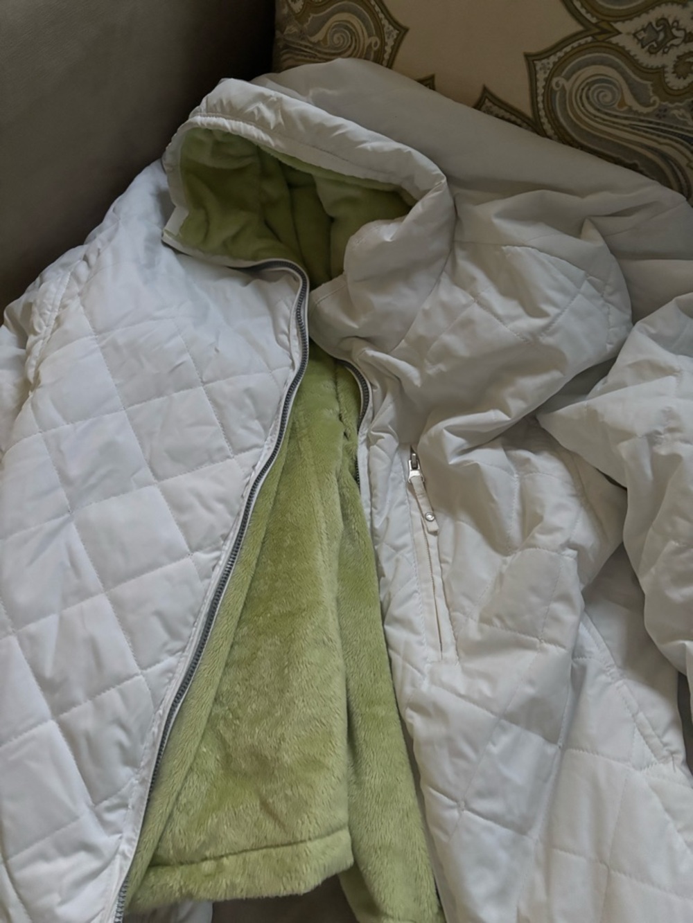 White light down reversesble coat with fuzzy lime green inside